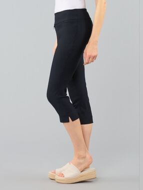 Lisettel L Montreal 21 1/2'' Capri With Pockets Vertical Stripe Size 0